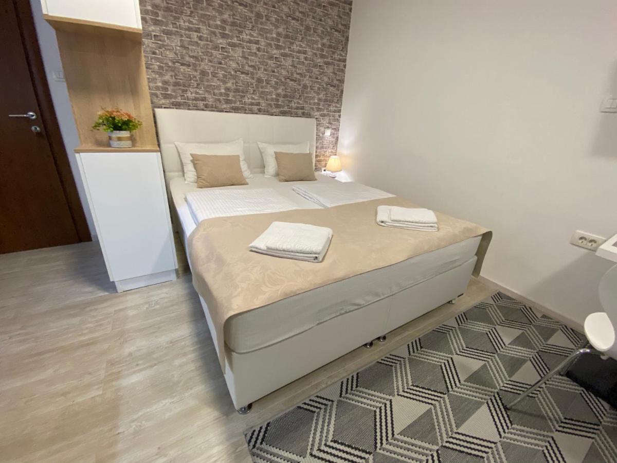 Apartments & Rooms Mostar Story Екстериор снимка